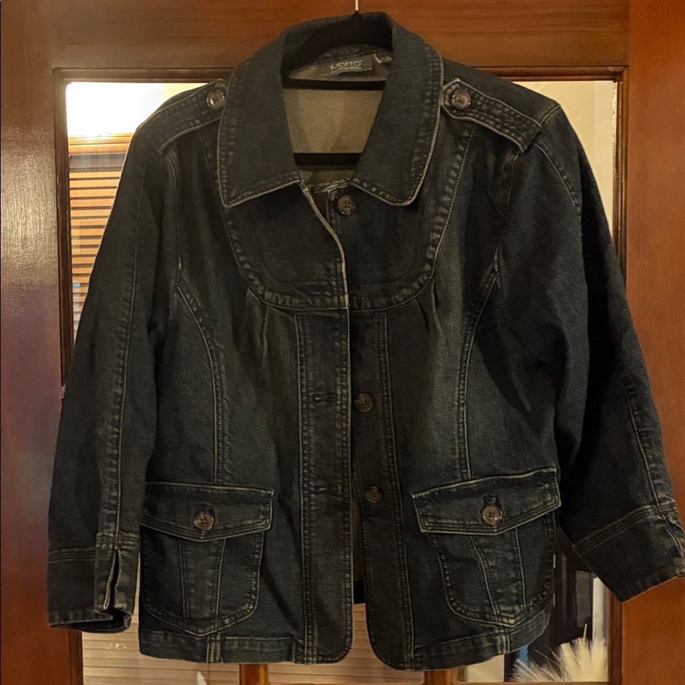 Dark Blue Denim Jacket - Casual Button-Front Jean Coat